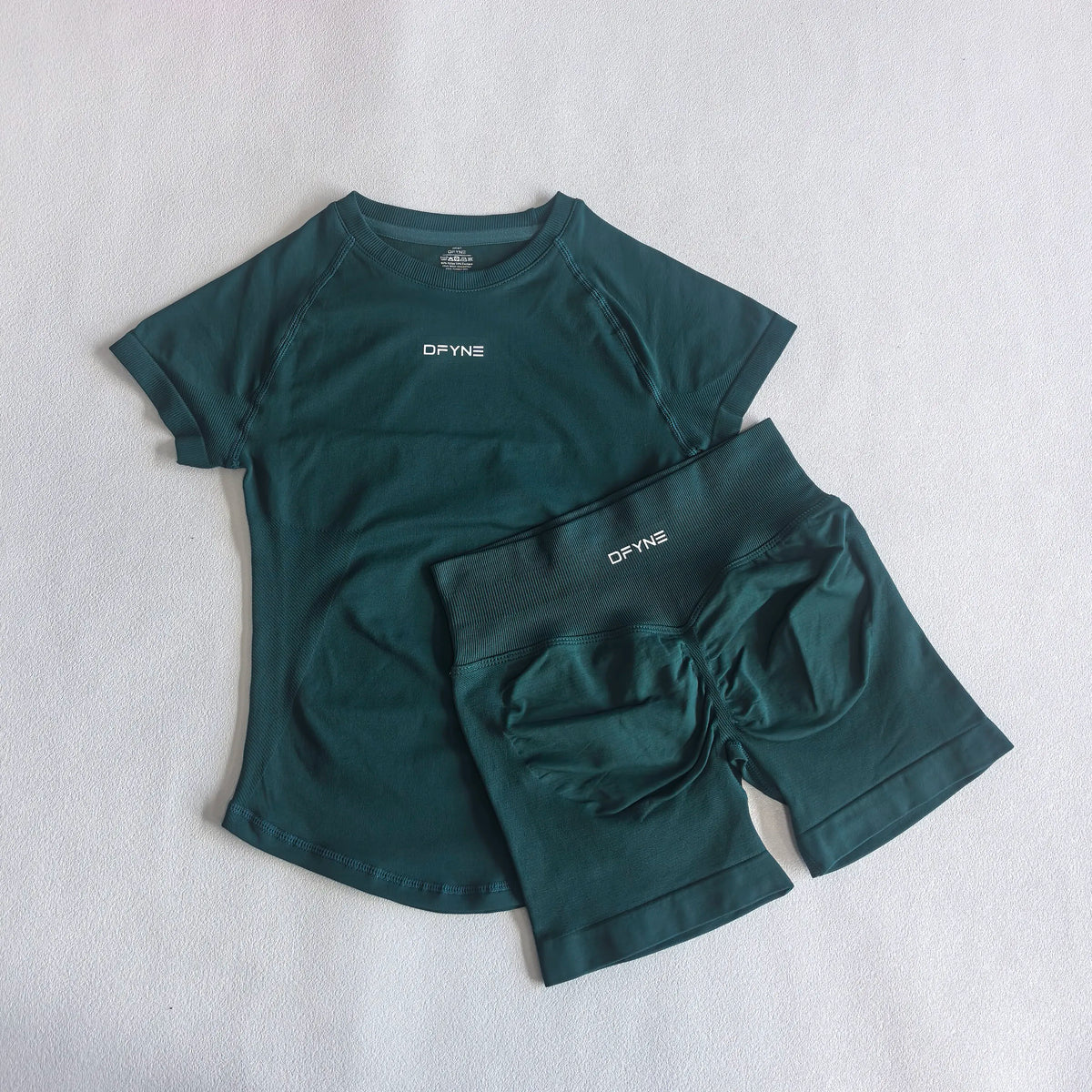 DFYNE Seamless Compression Set Dark Green