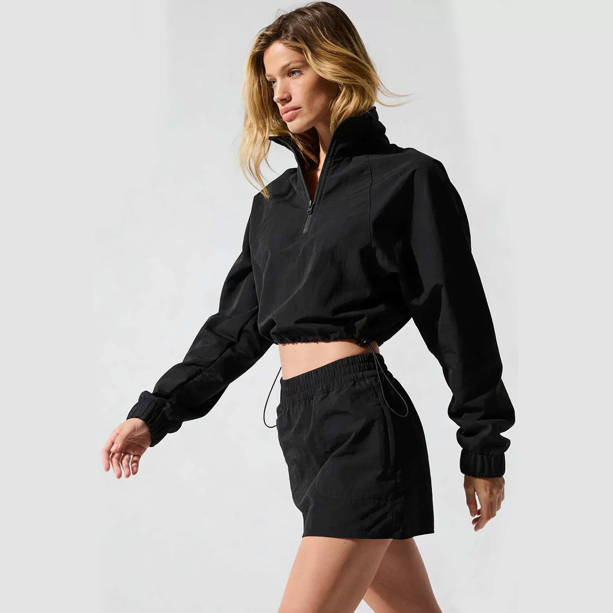 Alo Active Half-Zip Cropped Pullover