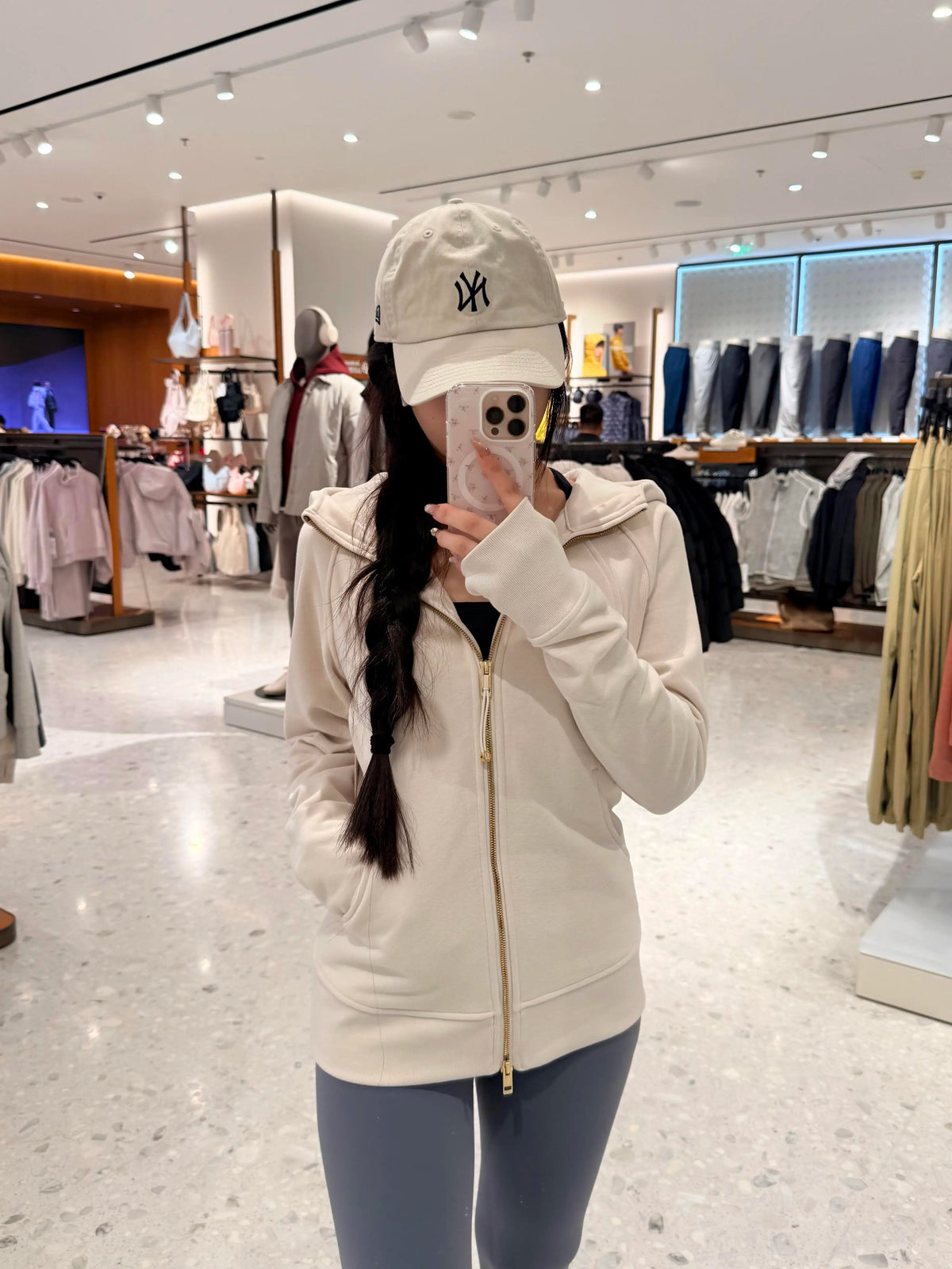 lululemon Fitted Thumbhole Full-Zip Jacket Apricot