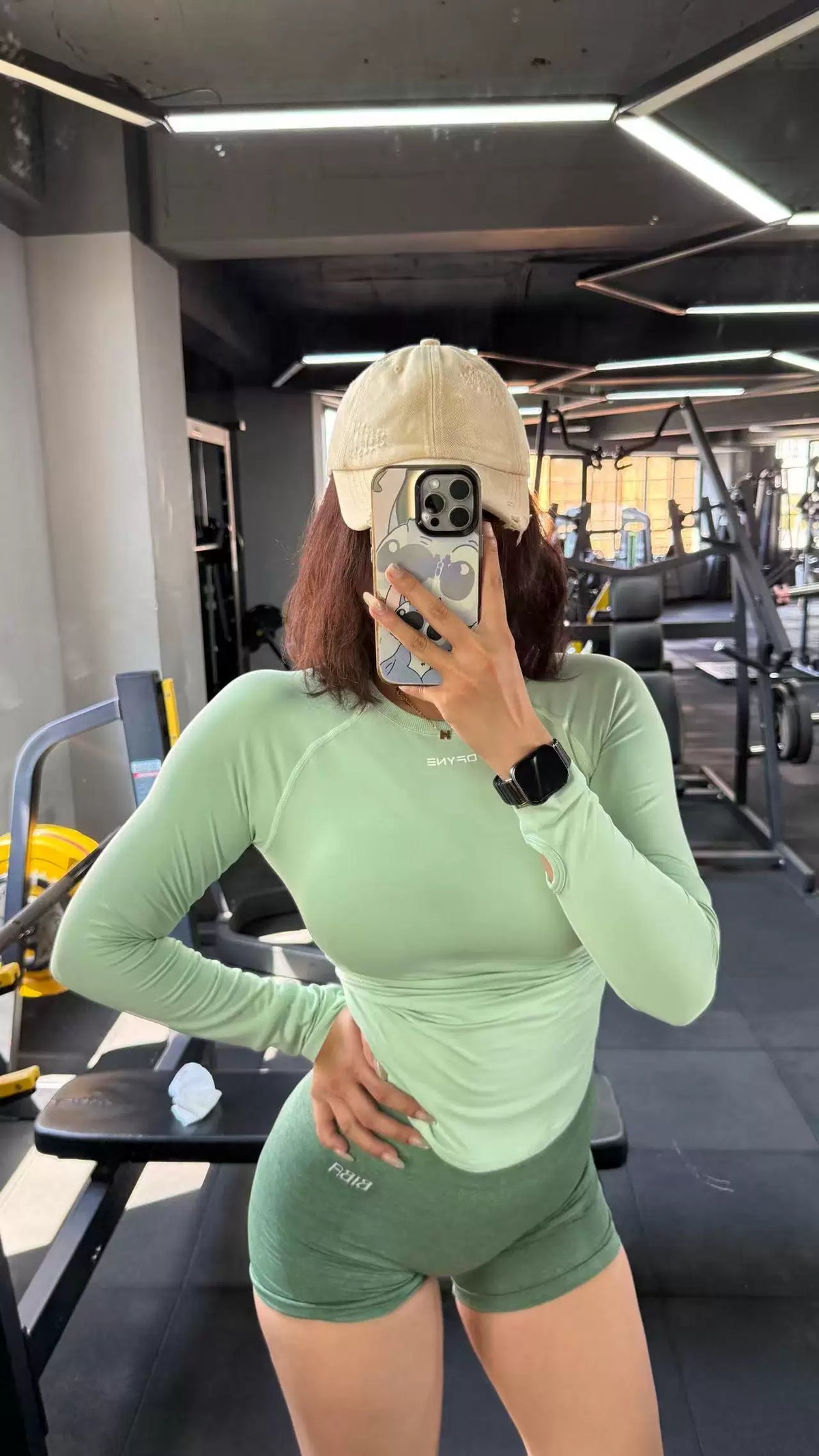 DFYNE Seamless Contour Long-Sleeve Light Green