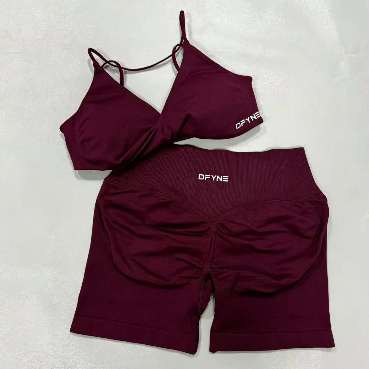 DFYNE Seamless Crossover Sports Set Wine Red