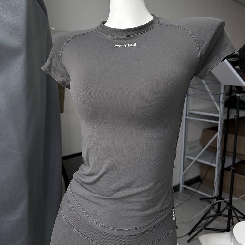 DFYNE Seamless Fitted Active Tee Shark Gray