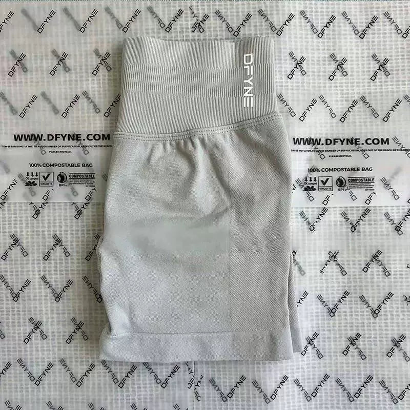 DFYNE Seamless High-Waisted Contour Short Light Grey