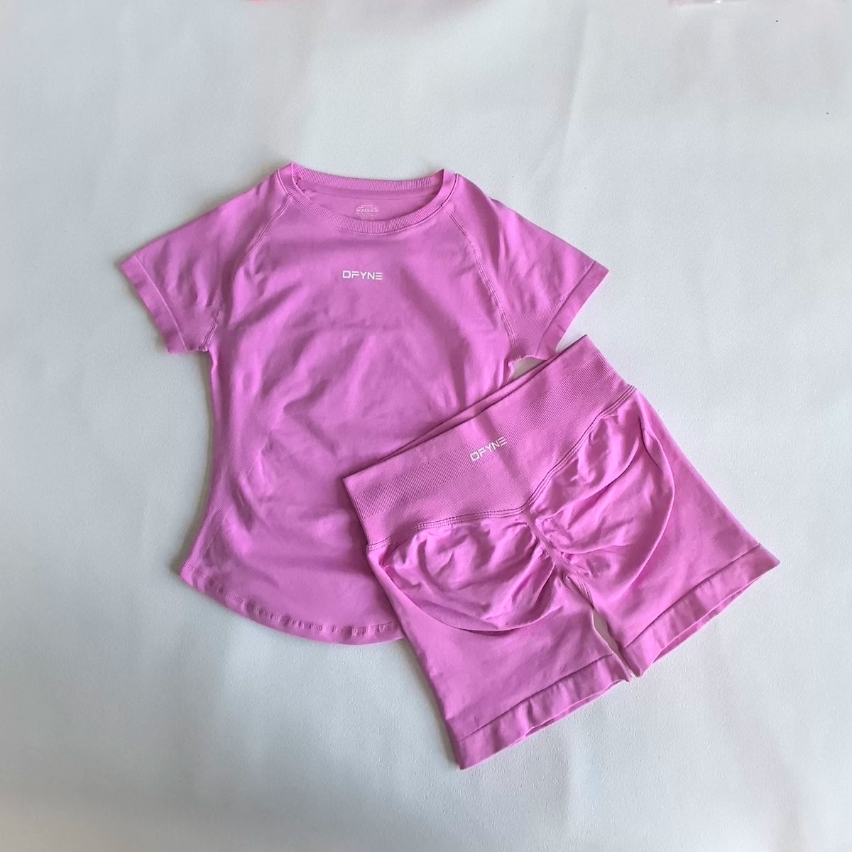 DFYNE Seamless Compression Set Floral pink